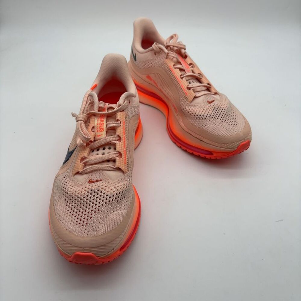 Nike Pegasus Premium Sneakers